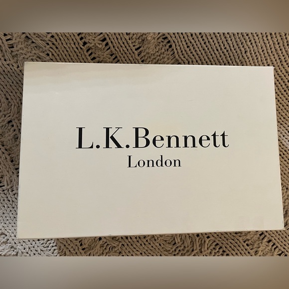 Heels - Picture 1 of 6